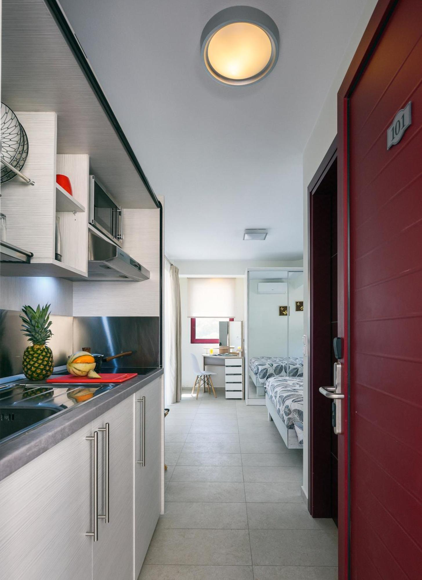 Elpiniki Luxury Rooms Неа-Потидеа Экстерьер фото