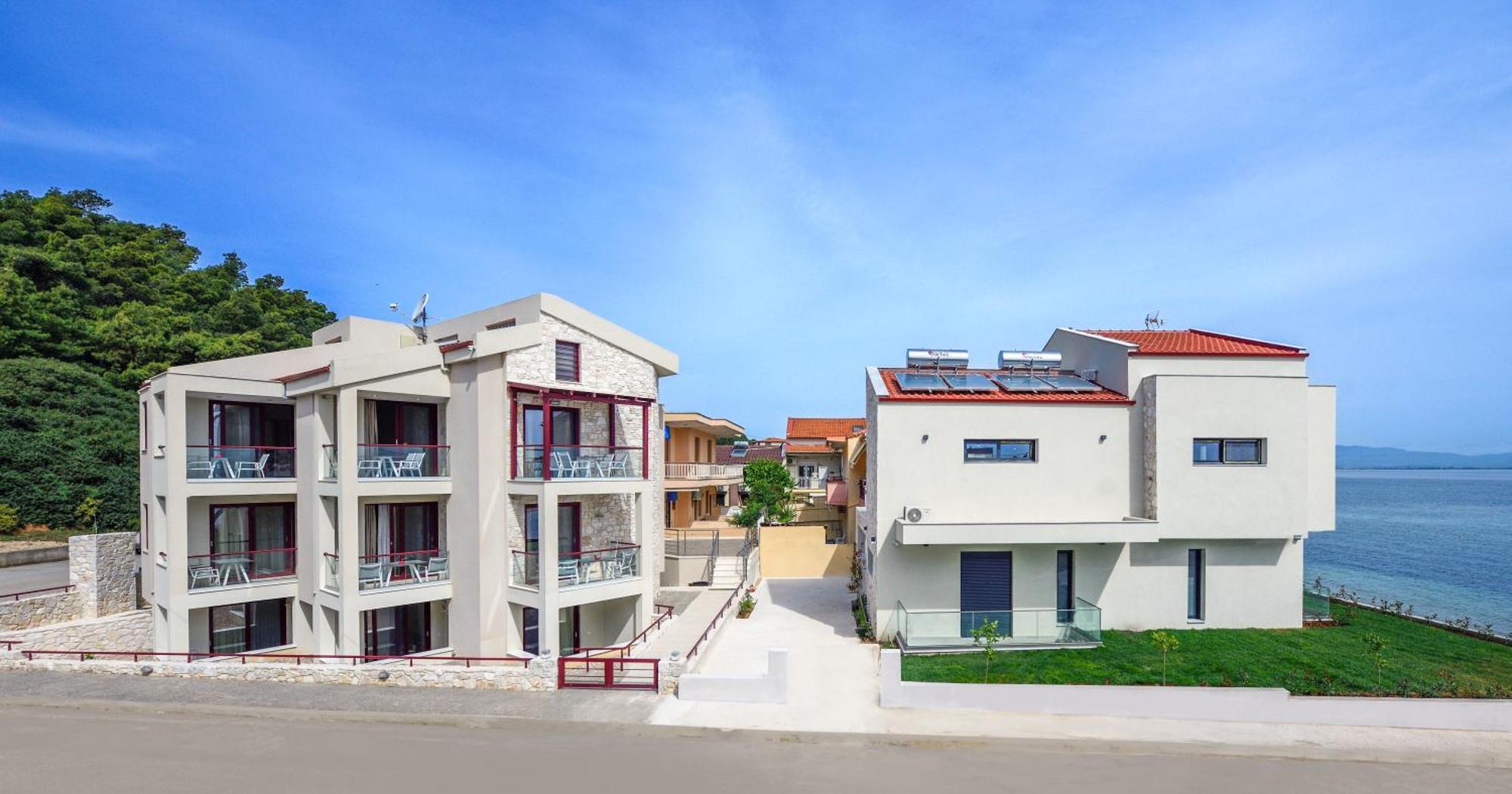 Elpiniki Luxury Rooms Неа-Потидеа Экстерьер фото